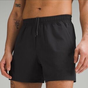 Lululemon pace breaker linerless shorts 5’
